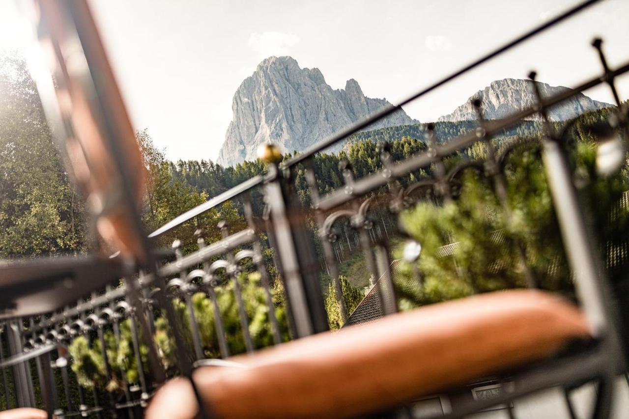 玛西亚科尼精品时尚酒店 Santa Cristina Val Gardena 外观 照片