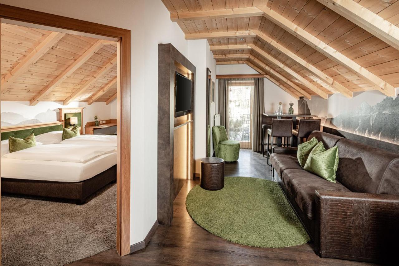 玛西亚科尼精品时尚酒店 Santa Cristina Val Gardena 外观 照片